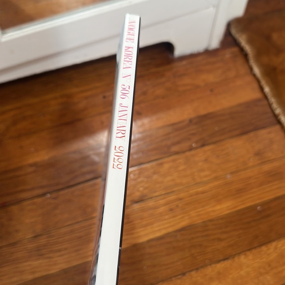 Vogue Korea BTS JAN 2022 issue - Picture 3 of 3